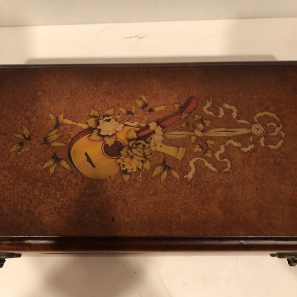 Pretty VTG Wooden footed Box with Violin decal on top, velvet lined - Picture 1 of 9